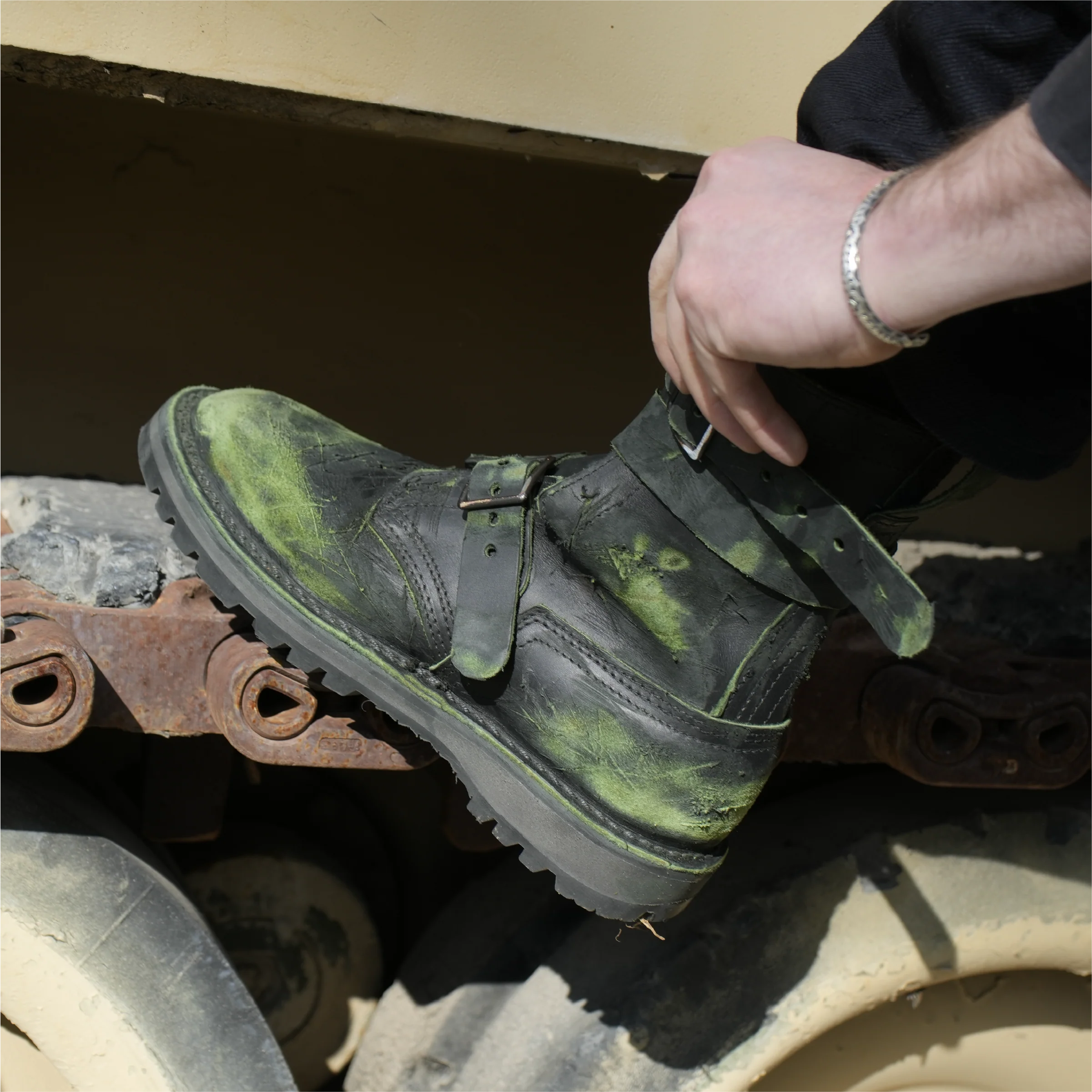 Alien Blood Core Tanker Boot - Image 3